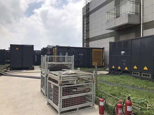 新抚除了定期检查，还有哪些方法可以及时发现接触式转速表探头的磨损？